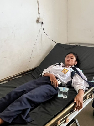 Alami Sesak, Siswa Korban Keracunan MBG Mamasa Dirujuk ke RSUD Mamuju