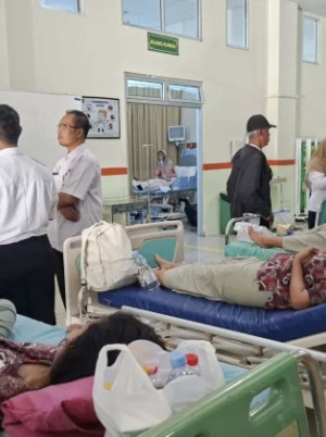 Ratusan Siswa SMAN 1 Sampang Diduga Keracunan MBG, 19 Siswi Dirujuk ke RSUD