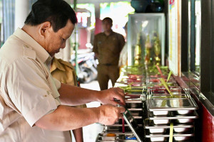 MBG: Perbaiki kapal sambil terus berlayar