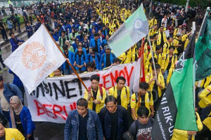 Demonstrasi dan Perubahan: Sarat Objektif, Subjektif dan Pertarungan Narasi