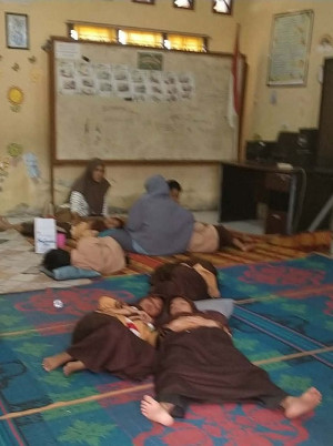 Breaking News Ratusan Murid SDN 013 dan 015 Buluh Kasap Keracunan MBG