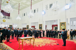 Dua Tahun Prabowo:  Antara Negara Kuat dan Pemerintahan Efektif
