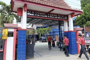 Ada Indikasi Arsenik pada Makanan Pasca-22 Siswa Blitar Diduga Keracunan MBG, BGN Suspend SPPG