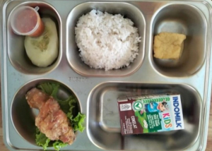 MBG Balita Diberi Menu Ayam Sambal, Kades Campurejo Bojonegoro Protes ke SPPG