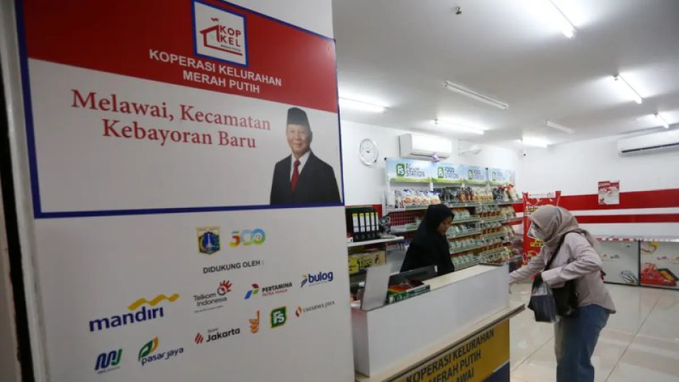 ⁠APBN Tanggung Cicilan Koperasi Merah Putih, Dana Desa hingga DAU Ikut Dipakai