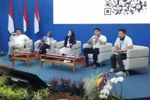 Acara "1 Tahun 7 Desakan Darurat Ekonomi" yang digelar di Gedung Learning Center Fakultas Ekonomika dan Bisnis Universitas Gadjah Mada (UGM), Yogyakarta, Jumat, (25/9/2026). (B-Universe Photo/Chandra Adi Nurwidya)