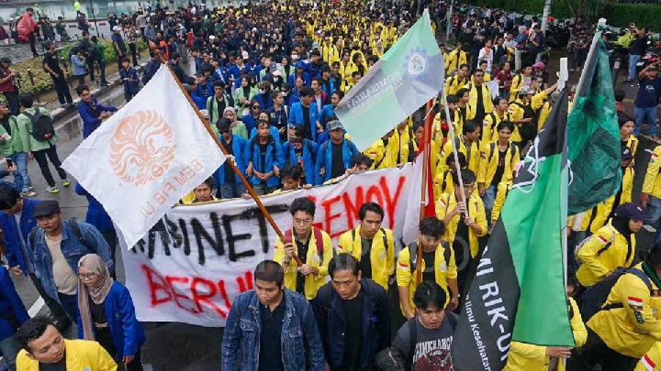 Demonstrasi dan Perubahan: Sarat Objektif, Subjektif dan Pertarungan Narasi