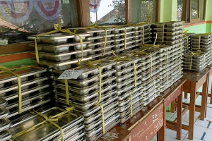 707 Siswa dan Guru Diduga Keracunan MBG di SMKN 6 Semarang