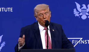 Trump Sebut Putra Mahkota Arab Saudi Menjilat Pantat, Turkiye dan Indonesia Hebat