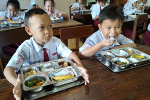 133 Pelajar di Lembang Diduga Keracunan MBG, Sebagian Sudah Pulang