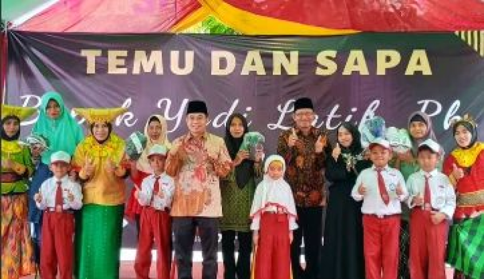 Menghidupkan Pahlawan