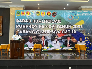 Ketua Harian Percasi Jabar/Anggota Binpres KONI Jawa Barat, M. Ridlo Eisy, mewakili Ketua Umum KONI Jabar pada pembukaan BK Catur Porprov 2026 di Tasikmalaya, 2 November 2025.