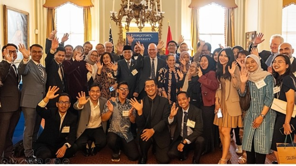 29 Diplomat dan Profesional Muda Indonesia Lulus dari Sekolah Diplomasi Terbaik Dunia, di Georgetown University AS